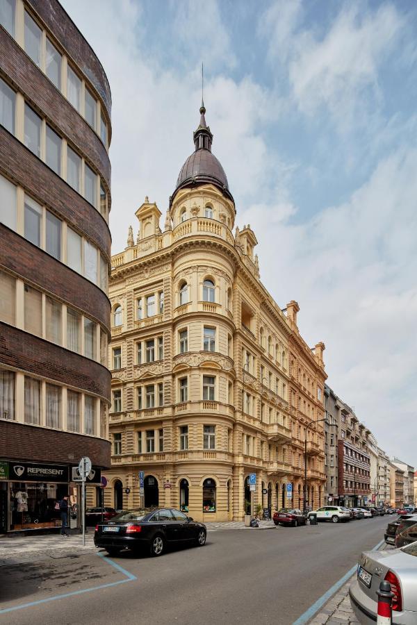 Sunlit Studio Near Wenceslas Square By Prague Days Apartment Exterior photo